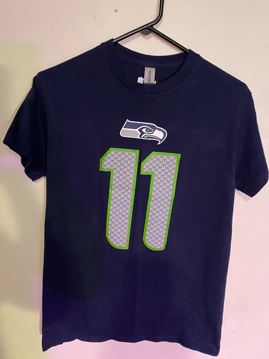 Gildan Tops - Gildan Navy Seattle Seahawks No.11 Tee with Green & Gray Accents